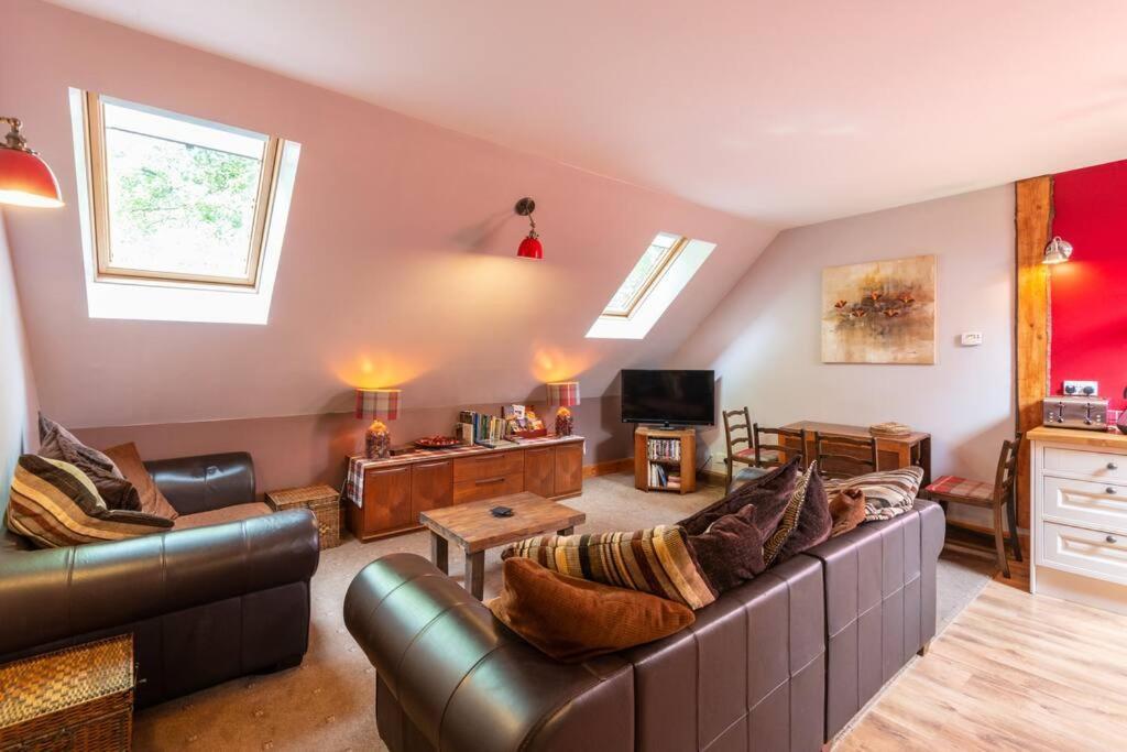 The Beeches Studio, Highlands Of Scotland Newtonmore Exterior foto